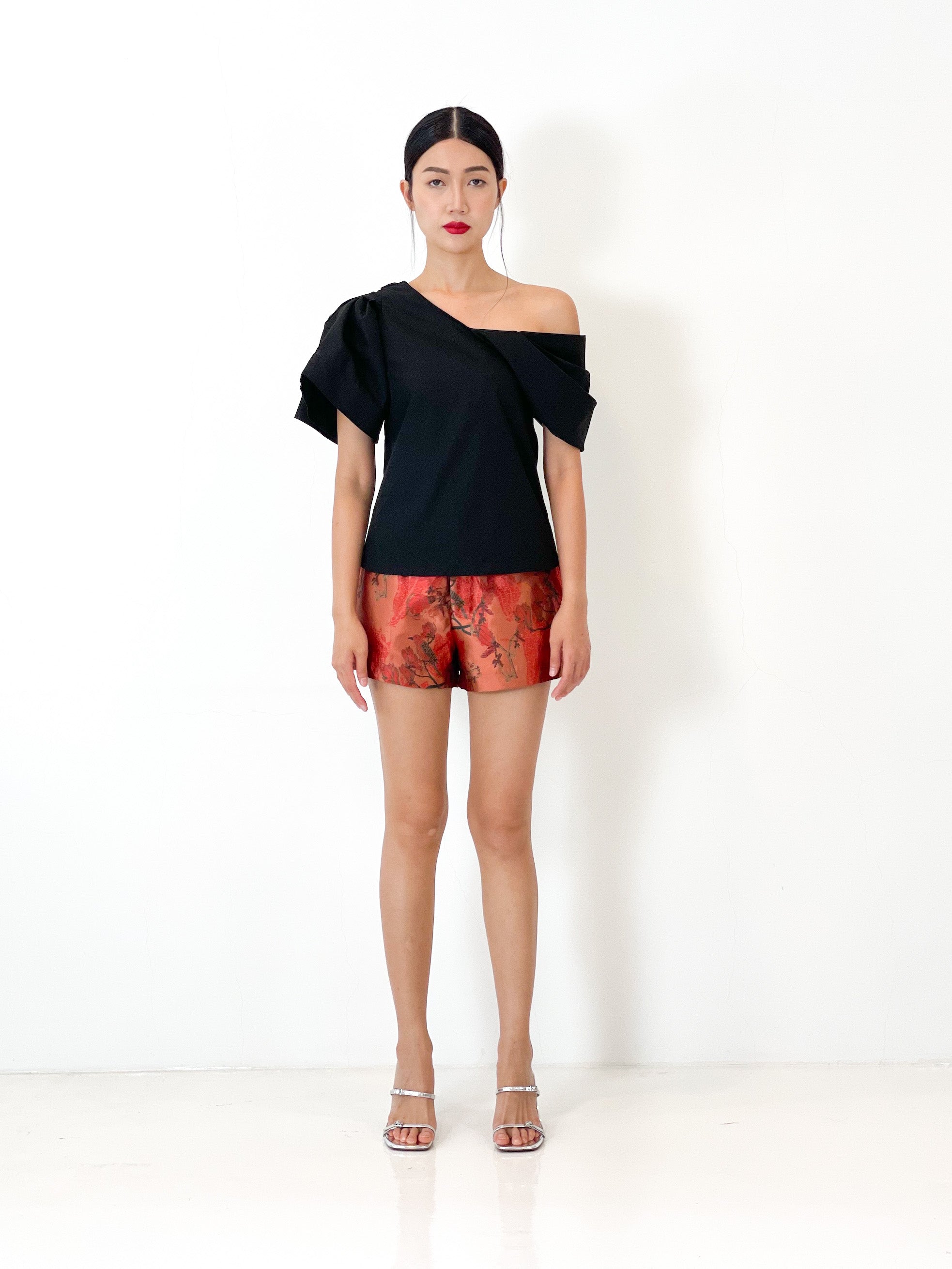 Asymmetrical Off Shoulder Top | Black – Maarimaia