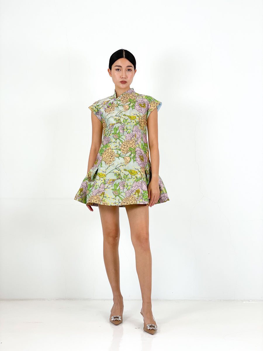 Brocade Jade Button Shift Qipao | Green Chinoiserie