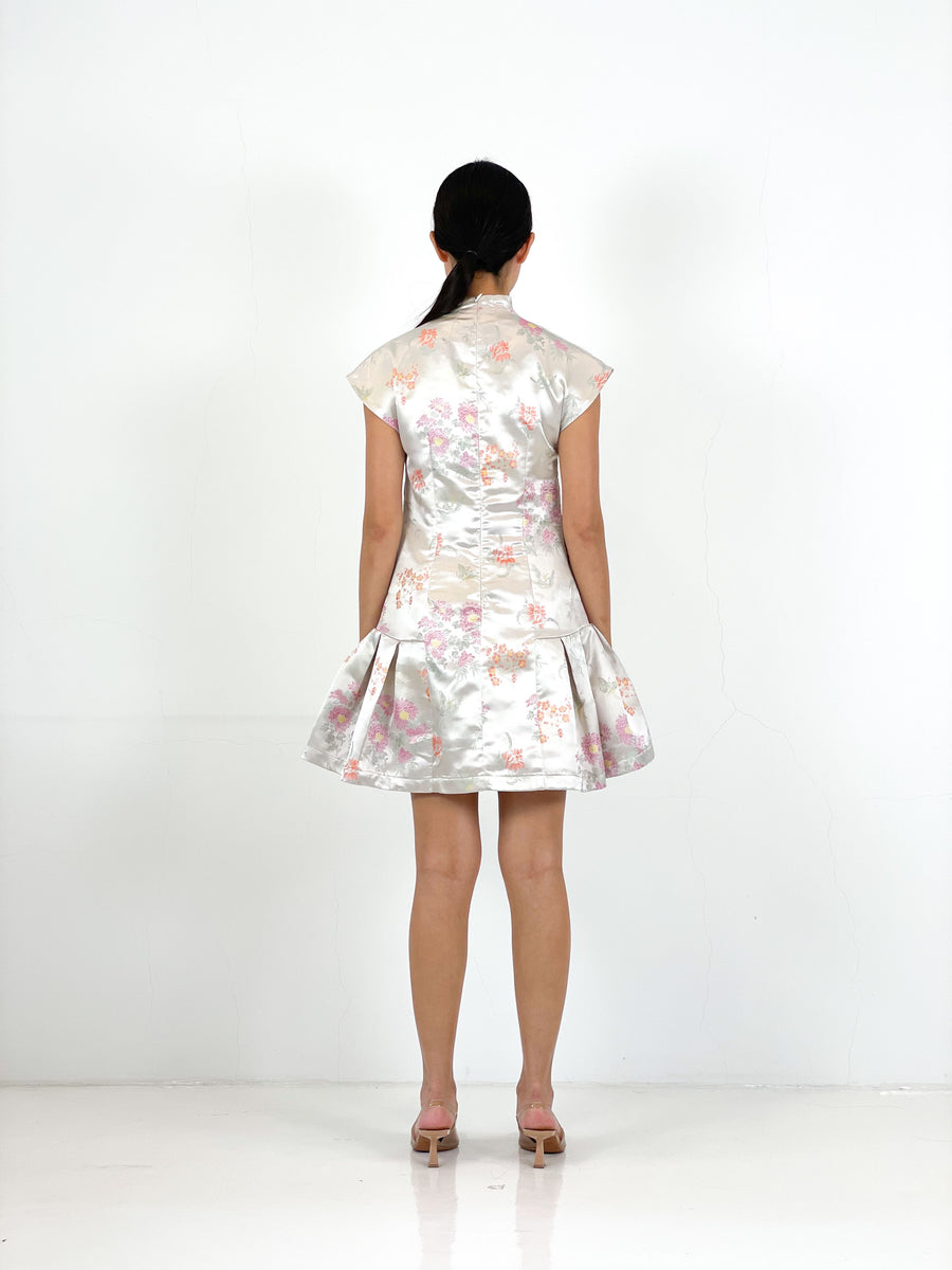 Brocade Jade Button Shift Qipao | Ivory