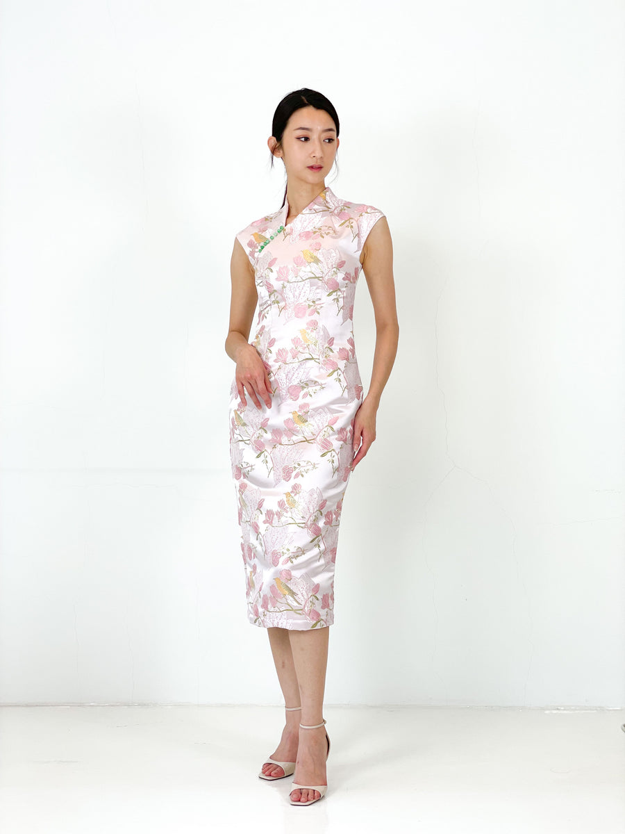 Brocade Jade Button Minimalist Midi Qipao | Pink Chinoiserie