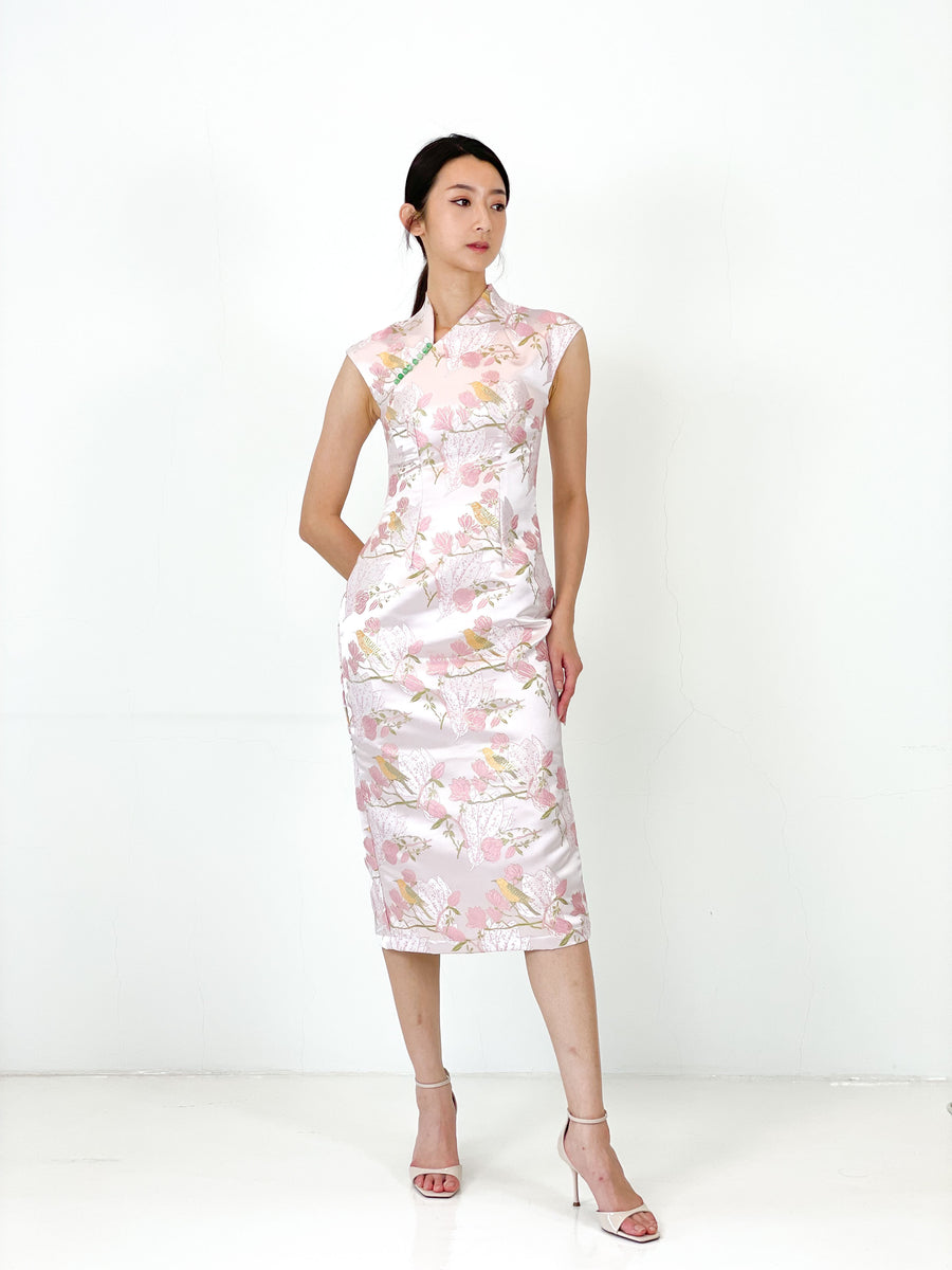 Brocade Jade Button Minimalist Midi Qipao | Pink Chinoiserie