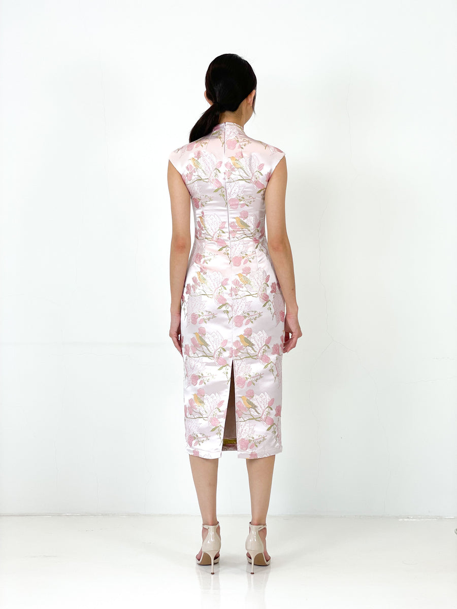 Brocade Jade Button Minimalist Midi Qipao | Pink Chinoiserie