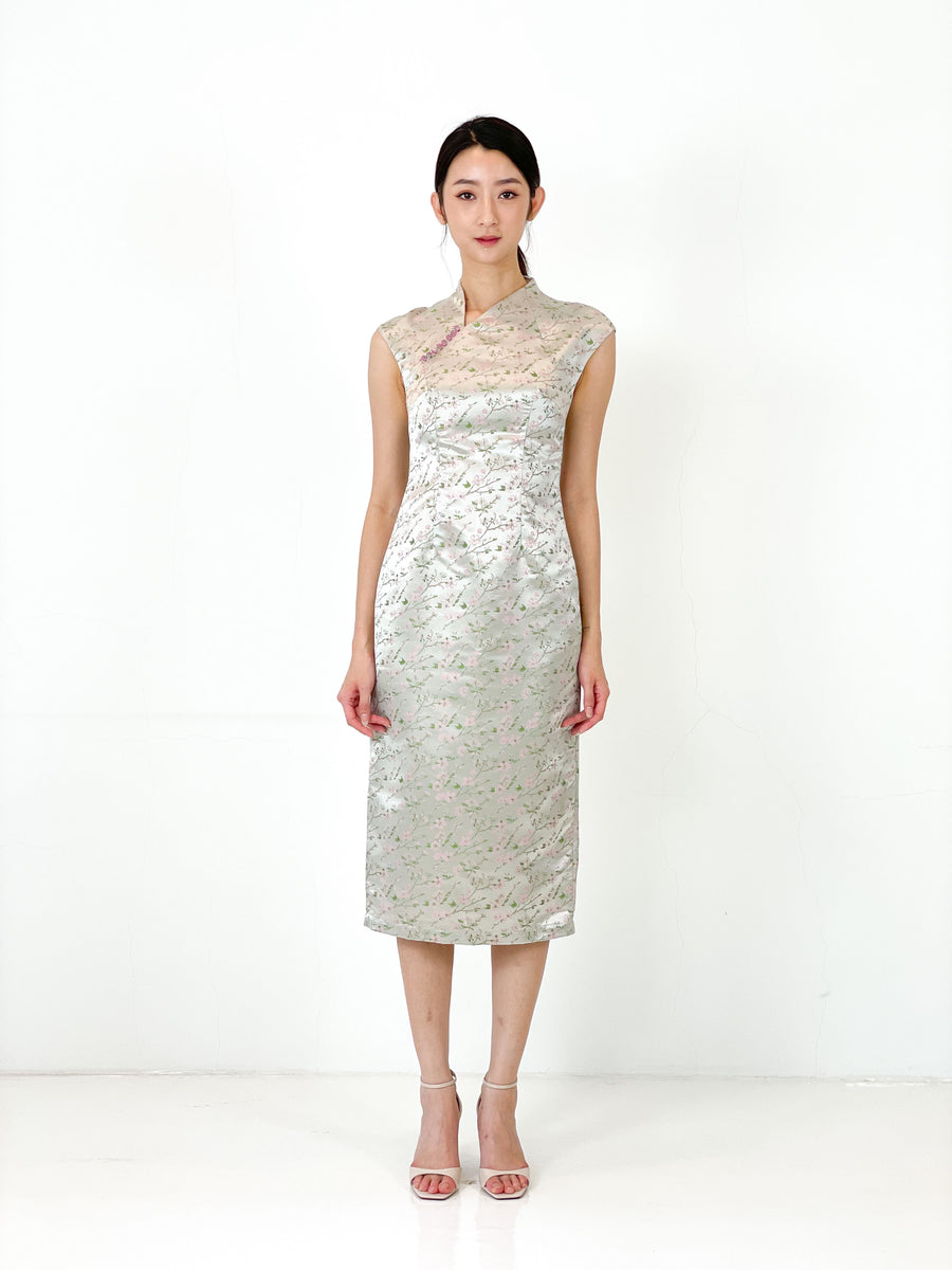 Brocade Jade Button Minimalist Midi Qipao | Jade Floral