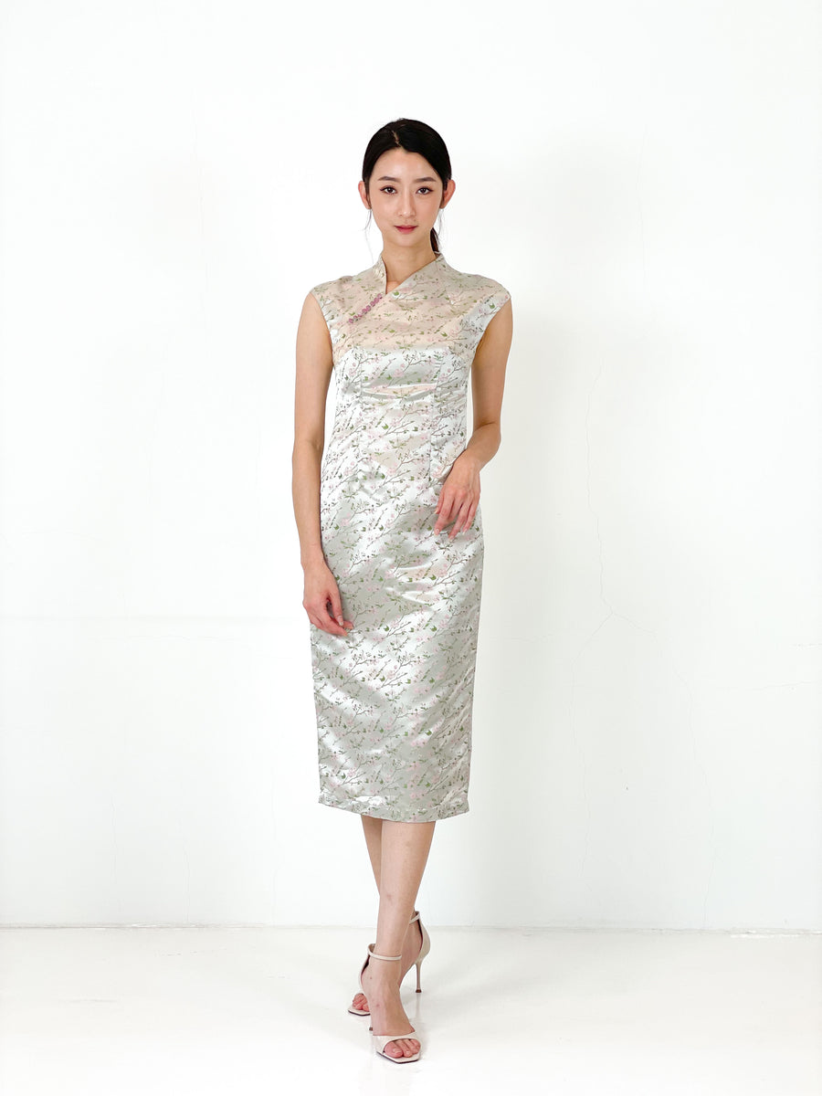 Brocade Jade Button Minimalist Midi Qipao | Jade Floral