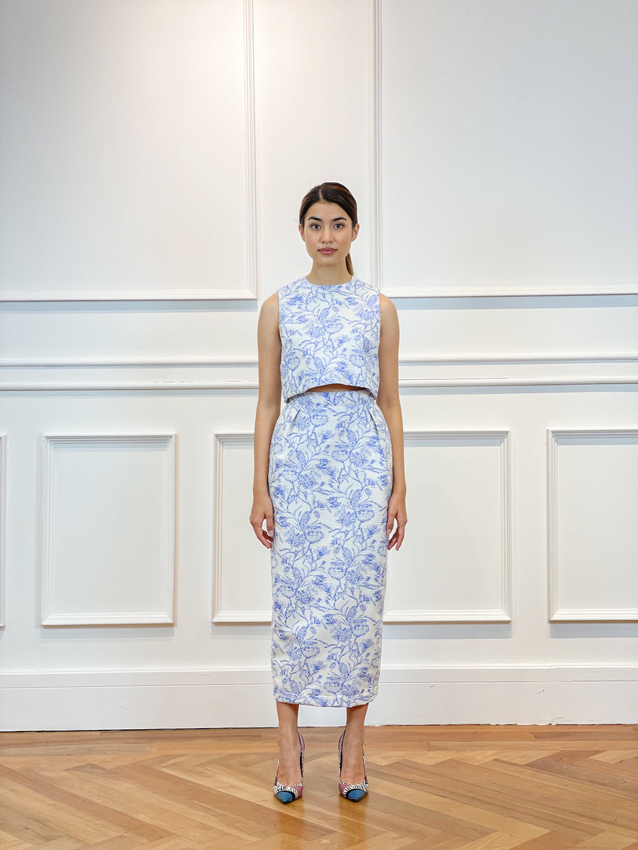 Brocade Maxi Pleated Pencil Skirt | White Blue